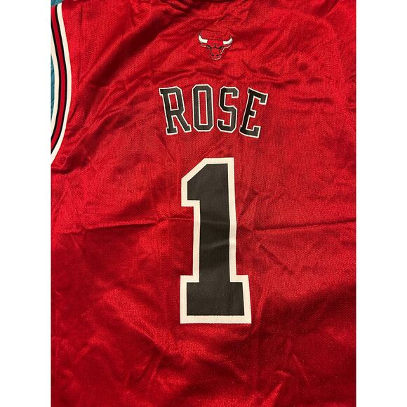 NWOT Adidas Chicago Bulls Derrick Rose Chicago Bulls Basketball Jersey Red Black - Picture 3 of 7